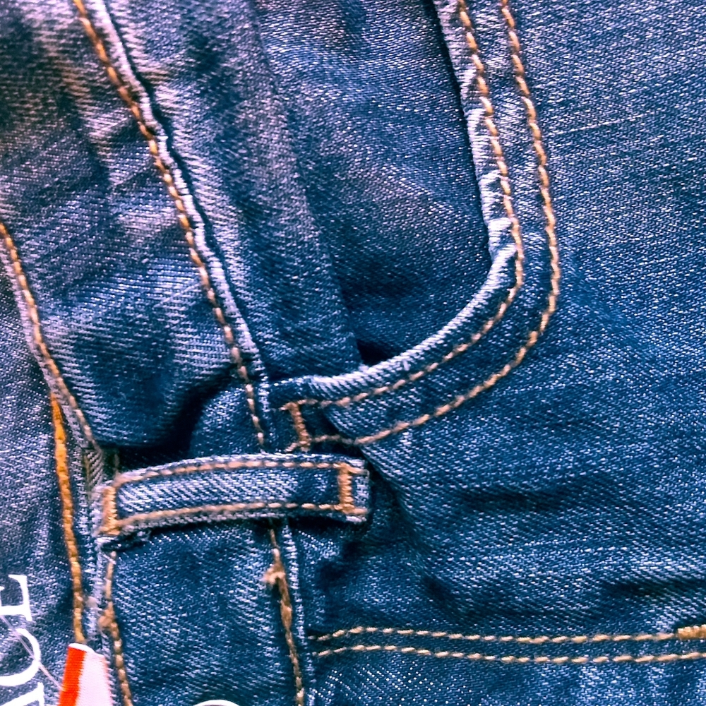 Jeans - Picture 2 of 7